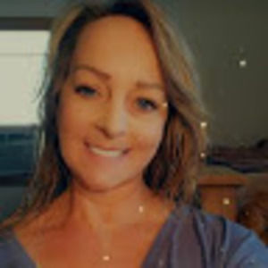 Meet your Posher, Tonya